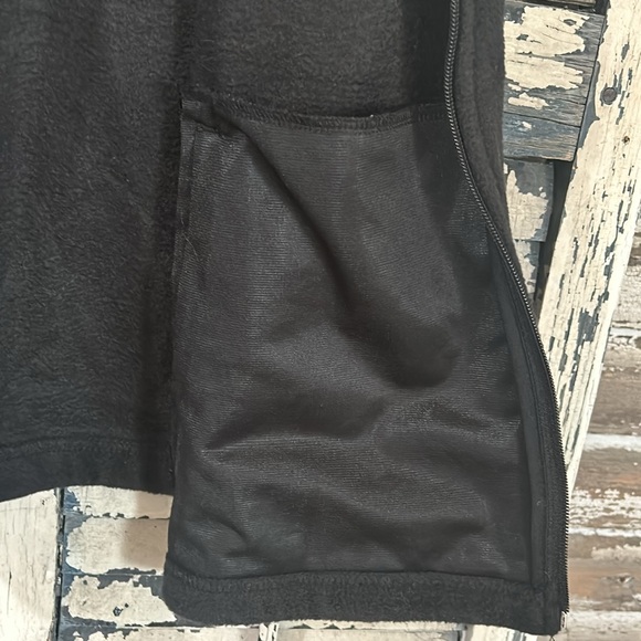 Men's Ruger Fleece Vest Size 2XL - Picture 5 of 7